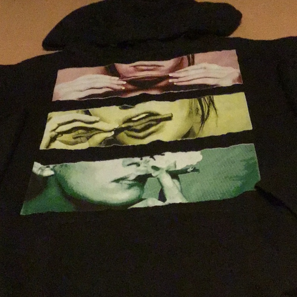 Black pullover hoodie